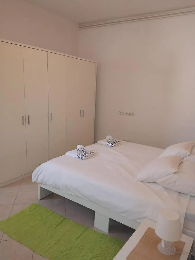 Apartment Marta Kampor Croatia
