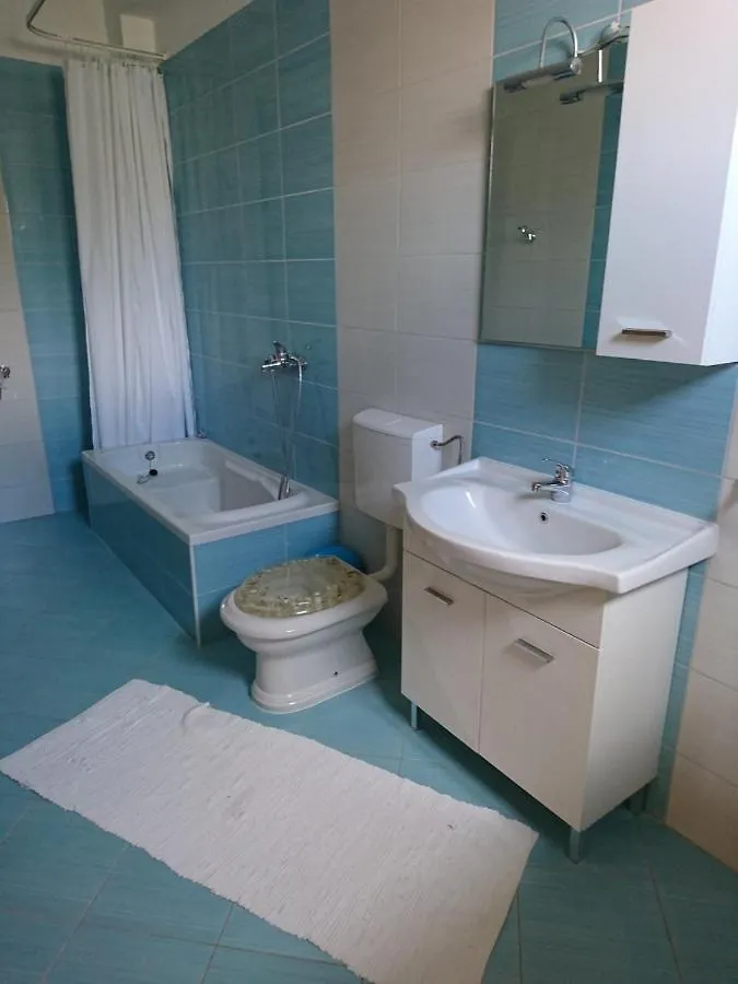 Apartment Marta Kampor Croatia